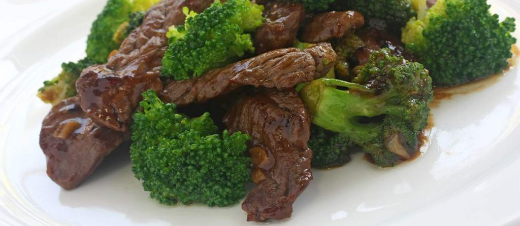 Platillo de comida china: Carne y brócoli