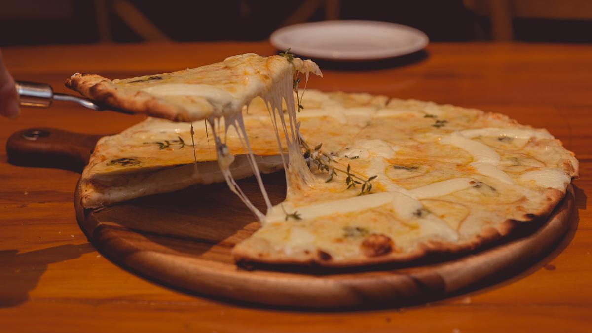 El mejor queso para pizza deliciosa