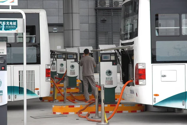 Autobuses ecológicos: el futuro del transporte juvenil