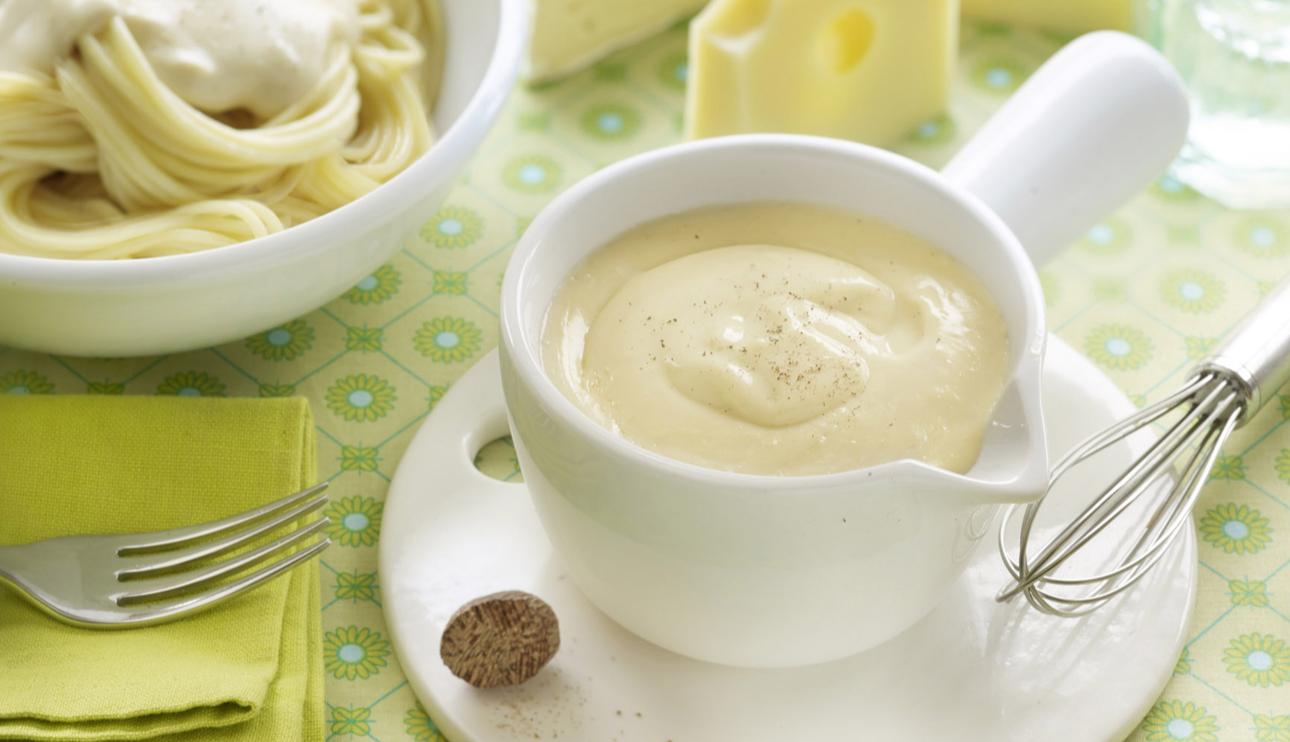 La ciencia detrás de una salsa con queso suave y sin grumos