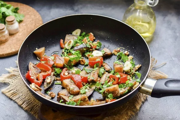 Menos ingredientes, más sabor el arte de cocinar con lo justo